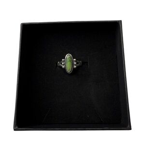 Vintage Southwestern Navajo style Green Turquoise Sterling Silver ring